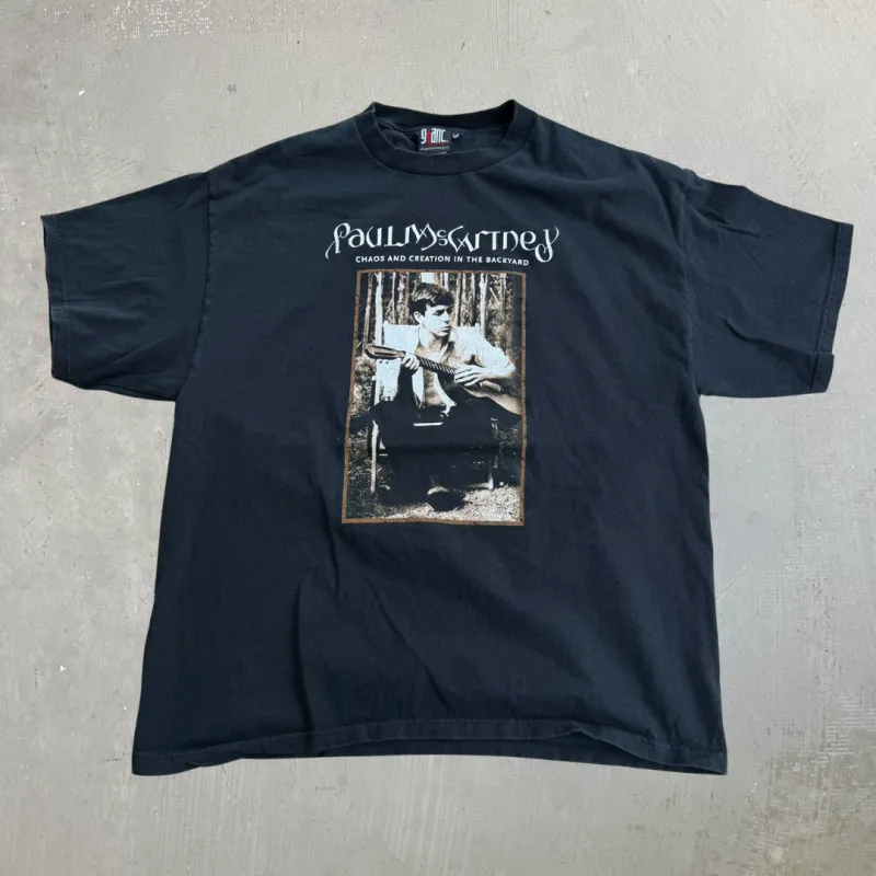 J- Vintage Paul McCartney Chaos & Creation In The Backyard Tour Made In USA Giant Tag Tee - XL made by HG Vintage