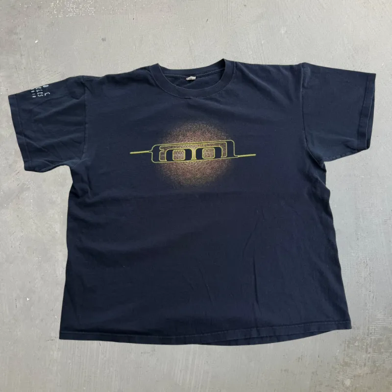 J- Vintage '07 Tool Fall Tour Graphic Tee - XL made by HG Vintage