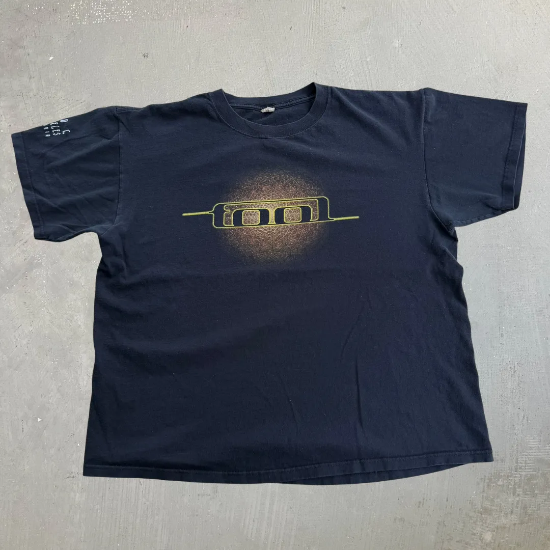 J- Vintage '07 Tool Fall Tour Graphic Tee - XL sold by HG Vintage