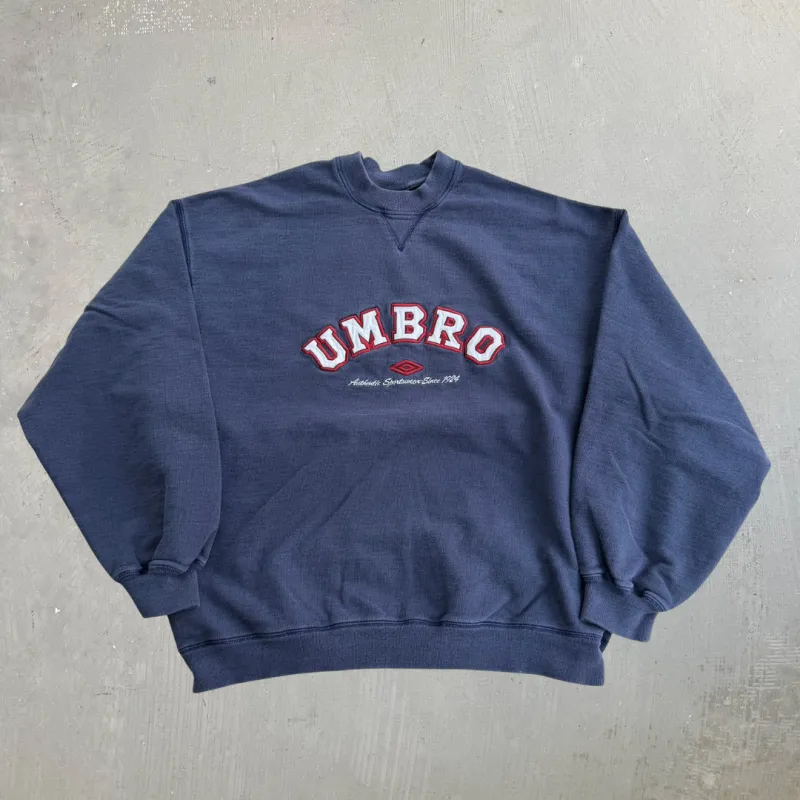 J- Vintage Umbro Embroidered Logo Text Crewneck - M made by HG Vintage