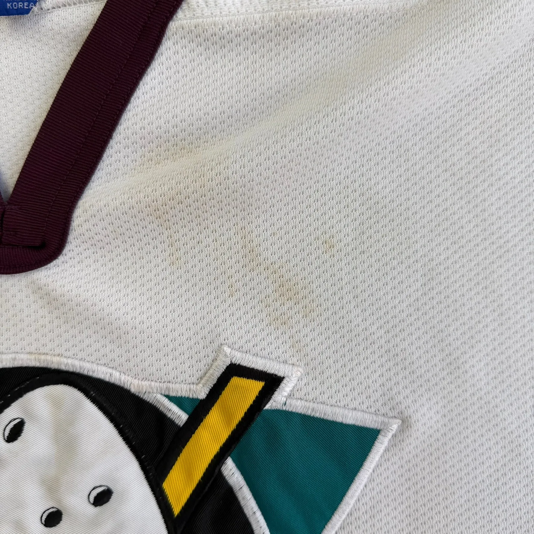 J- Vintage Anaheim Ducks NHL Starter Hockey Jersey - M sold by HG Vintage product image thumbnail 3