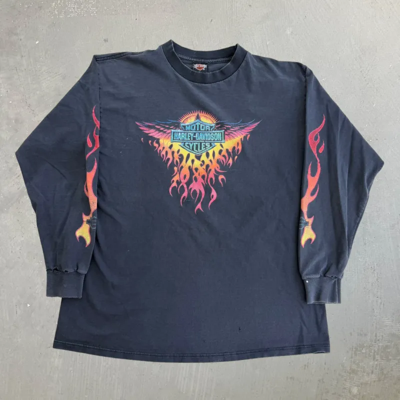 J- Vintage '97 Harley Davidson Saskatoon Canada Graphic Long Sleeve Tee - L made by Harley-Davidson