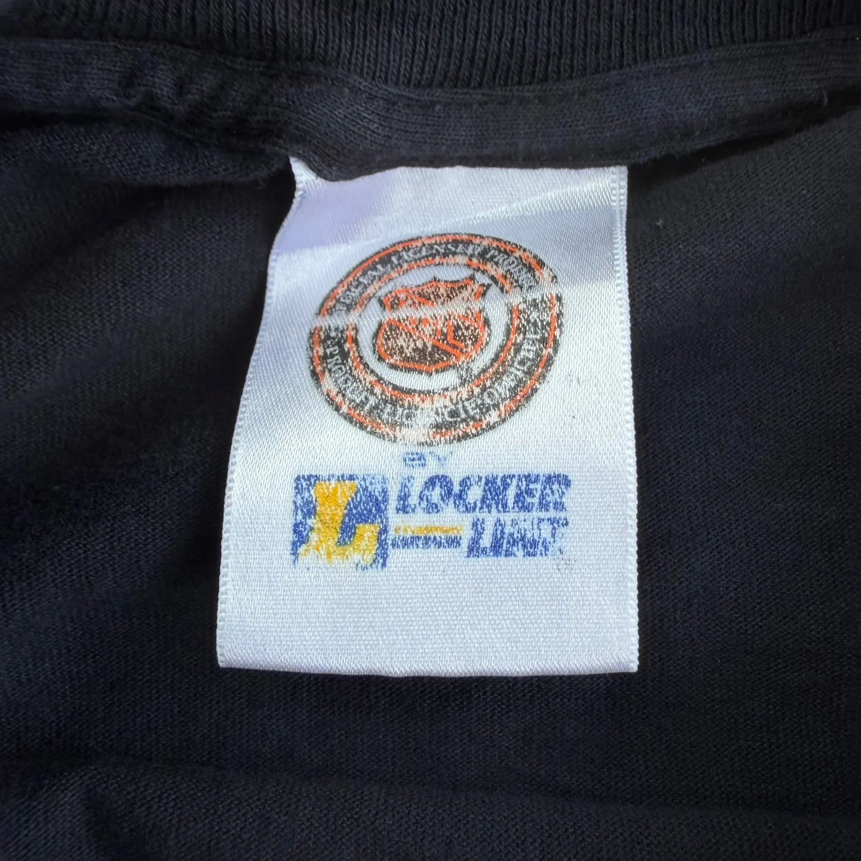 J- Vintage '93 Los Angeles Kings NHL Text Made In USA Single Stitch Tee - L sold by HG Vintage product image thumbnail 4