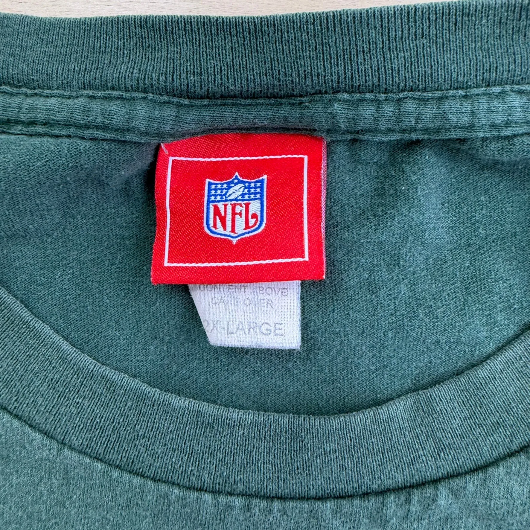 J- Vintage Green Bay Packers NFL Helmet Graphic Tee - 2XL sold by HG Vintage product image thumbnail 3