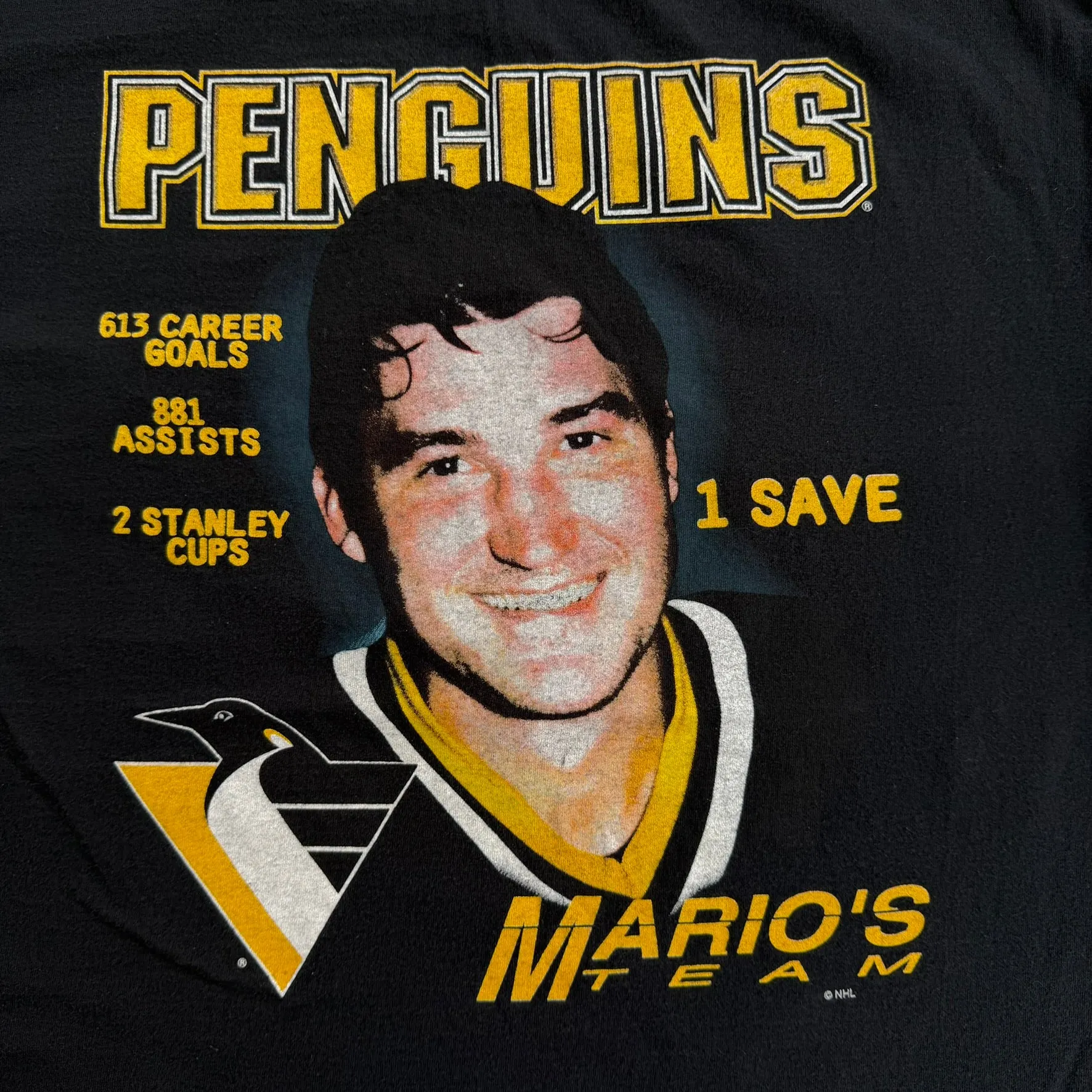 J- Vintage Pittsburgh Penguins NHL Mario's Team Picture & Graphic Tee - XL sold by HG Vintage product image thumbnail 2