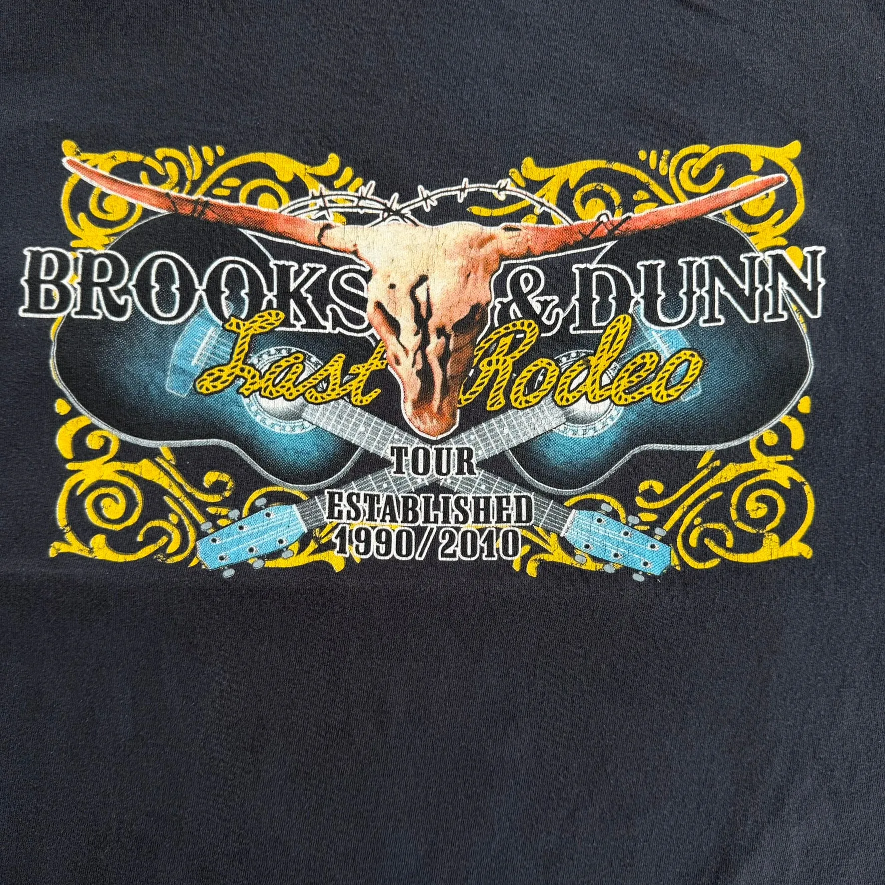 J- '10 Brooks & Dunn Last Rodeo Tour Graphic Tee - XL sold by HG Vintage product image thumbnail 2
