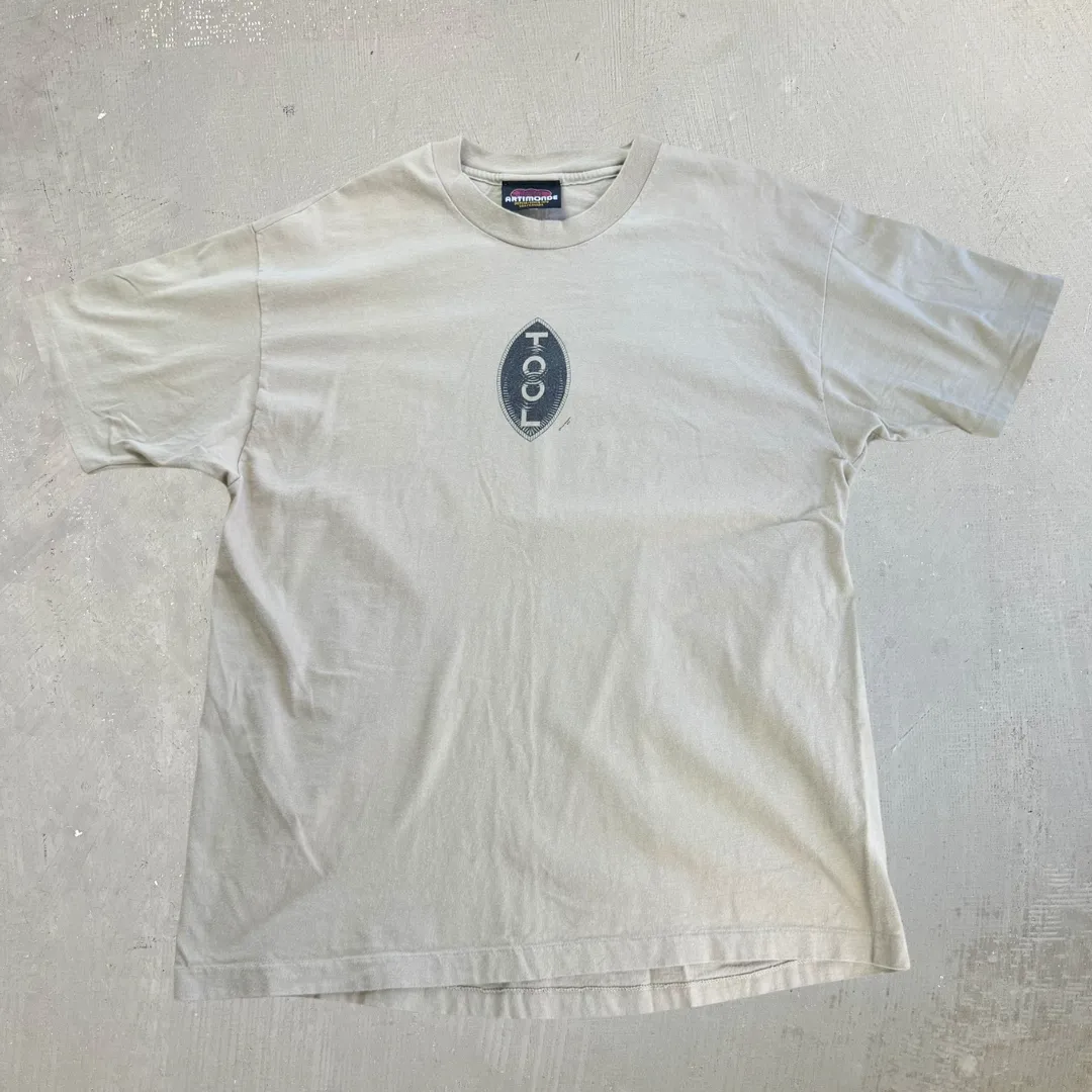 J- Vintage '95 Tool Tan Undertow Graphic Made In USA Single Stitch Tee - XL sold by HG Vintage