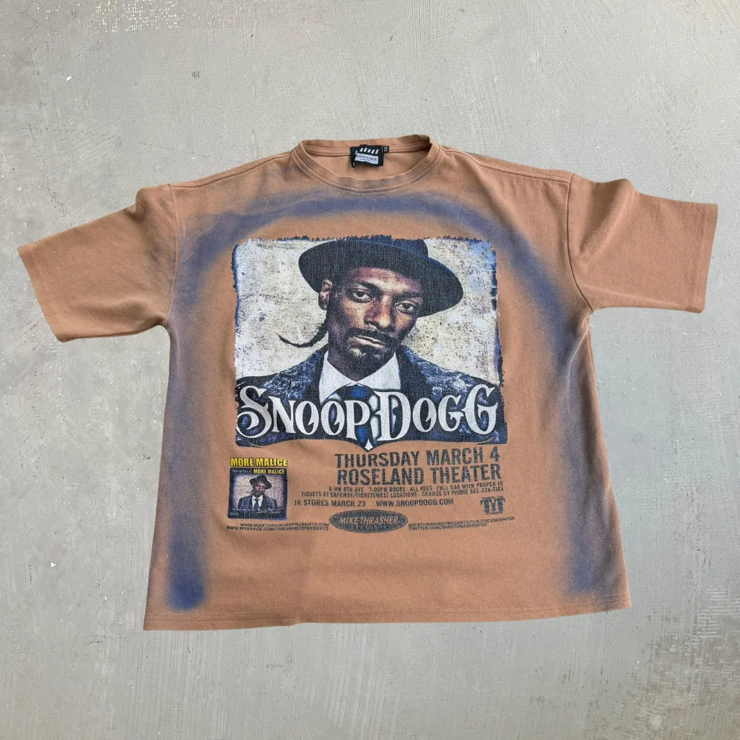J- Snoop Dogg Boran Sake Collection Picture & Text Tee - 3XL (fits XL) sold by HG Vintage