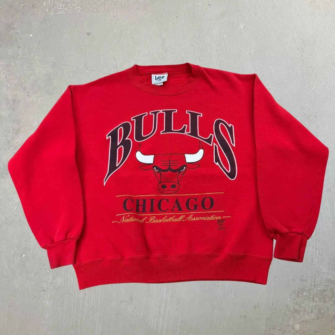 J- Vintage Chicago Bulls NBA Text & Graphic Lee Made In USA Crewneck - M sold by HG Vintage