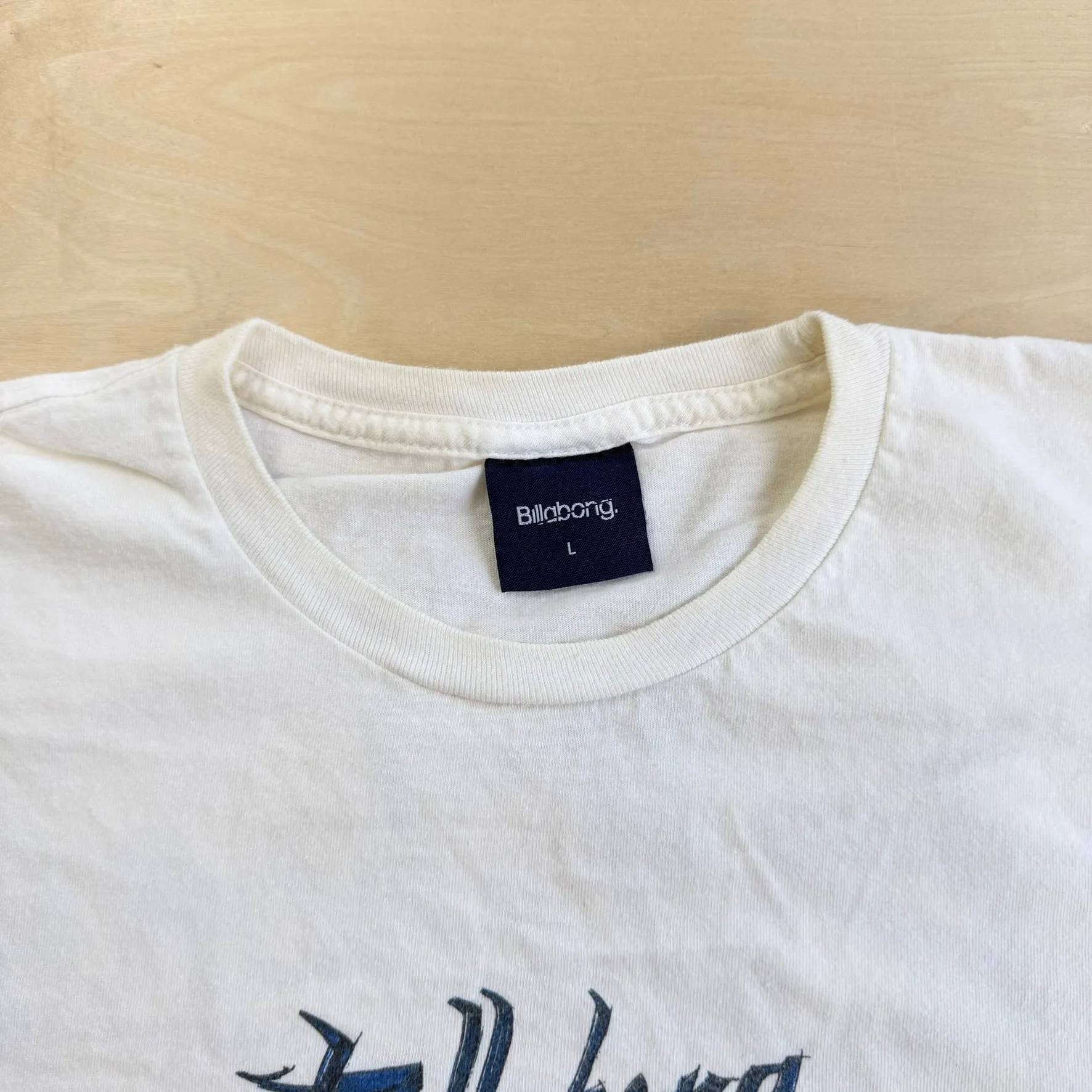 J- Vintage Billabong Logo Text Graphic Tee - L sold by HG Vintage product image thumbnail 5