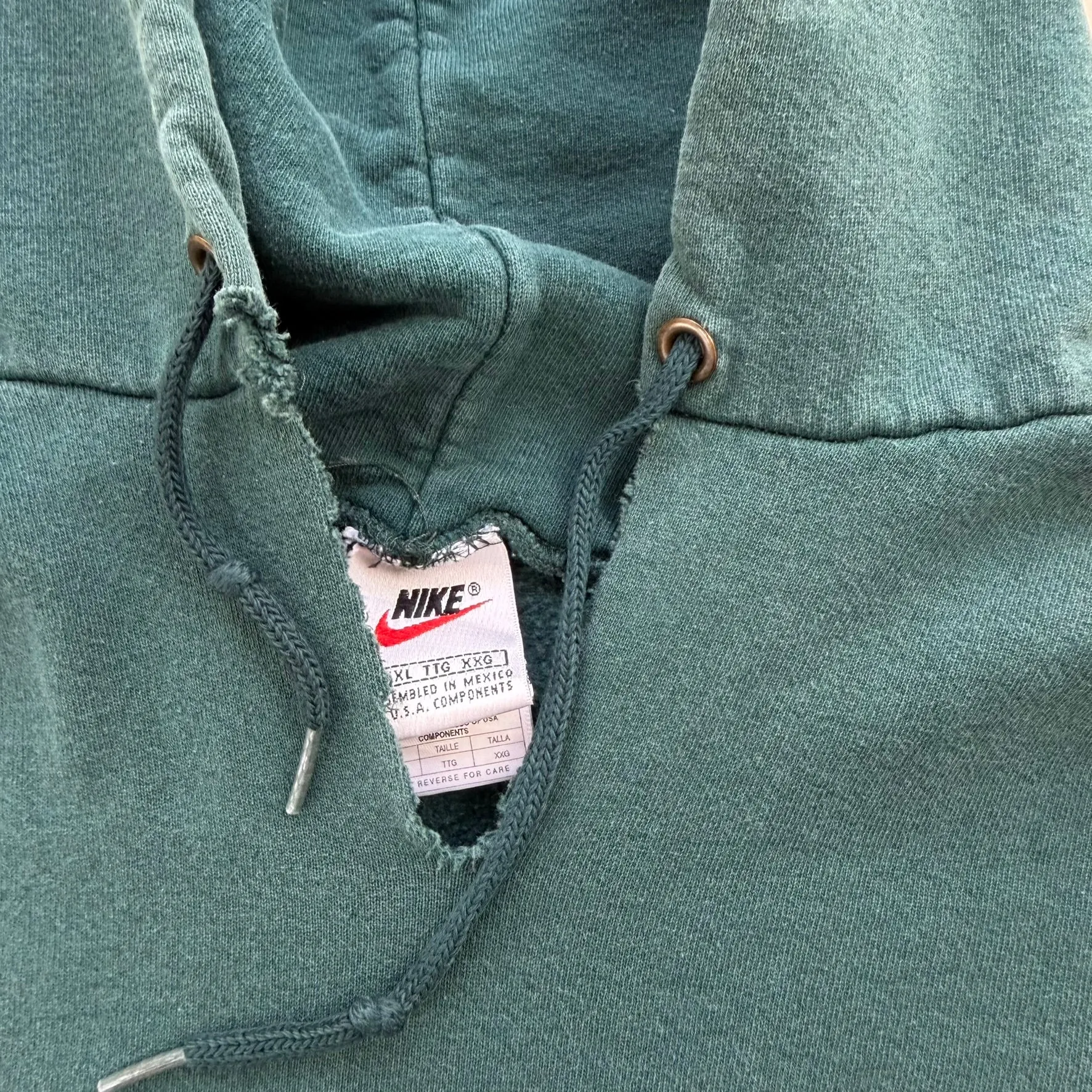 J- Vintage 90s Nike Embroidered Swoosh Forest Green Hoodie - 2XL sold by HG Vintage product image thumbnail 4