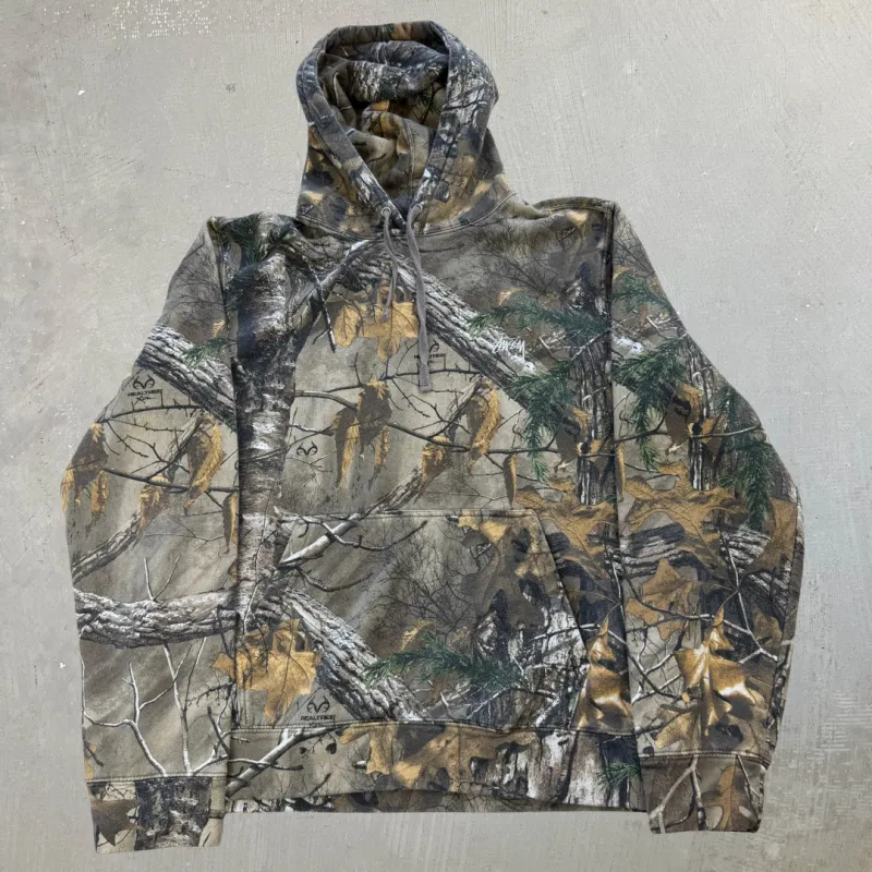 J- Vintage Stussy Embroidered Cursive Text Logo Real Tree Camo Hoodie - L made by HG Vintage