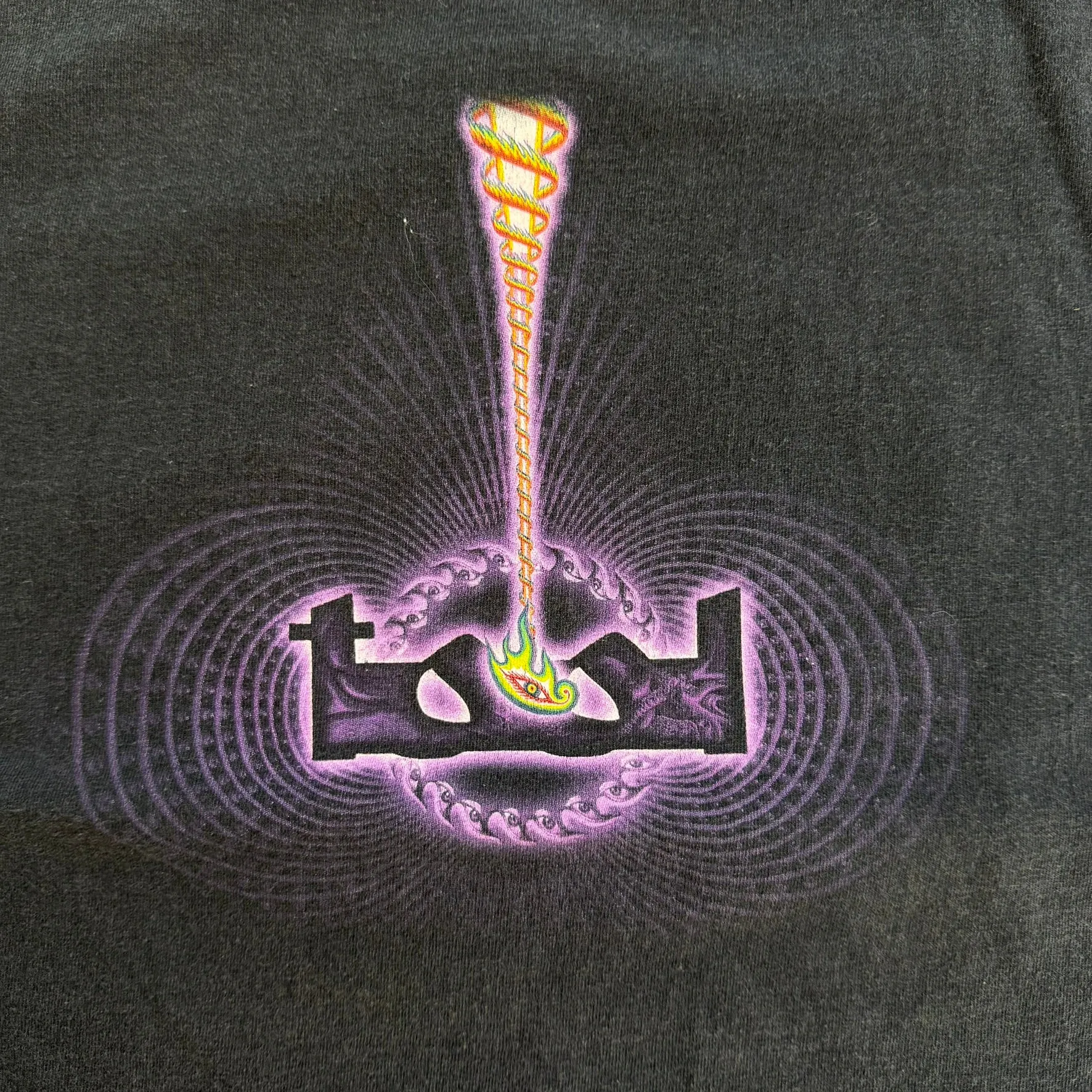 J- Vintage '04 TOOL Lateralus Graphic Red Anvil Tag Tee - L sold by HG Vintage product image thumbnail 2