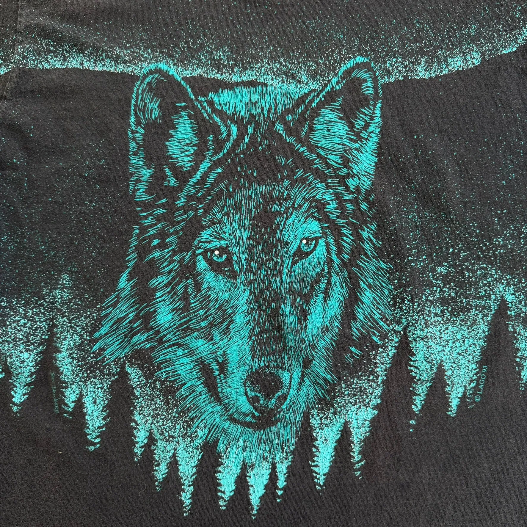 J- Vintage '93 Lago Wolf & Forest Jumbo Print Single Stitch Tee - M sold by HG Vintage product image thumbnail 2