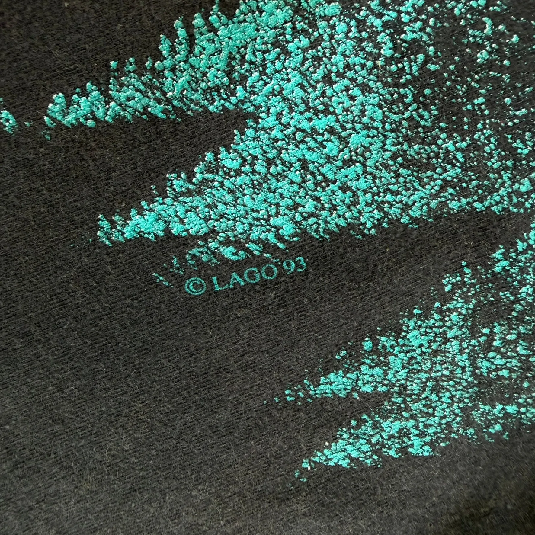 J- Vintage '93 Lago Wolf & Forest Jumbo Print Single Stitch Tee - M sold by HG Vintage product image thumbnail 3