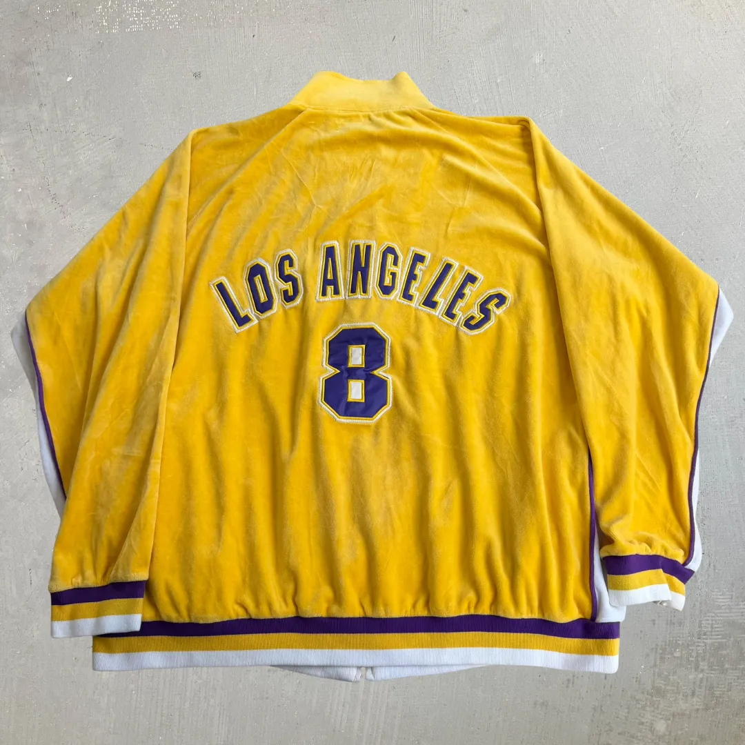 J- Vintage Los Angeles Lakers NBA Kobe Bryant 8 Velour Track Jacket - 2XL sold by HG Vintage product image thumbnail 3