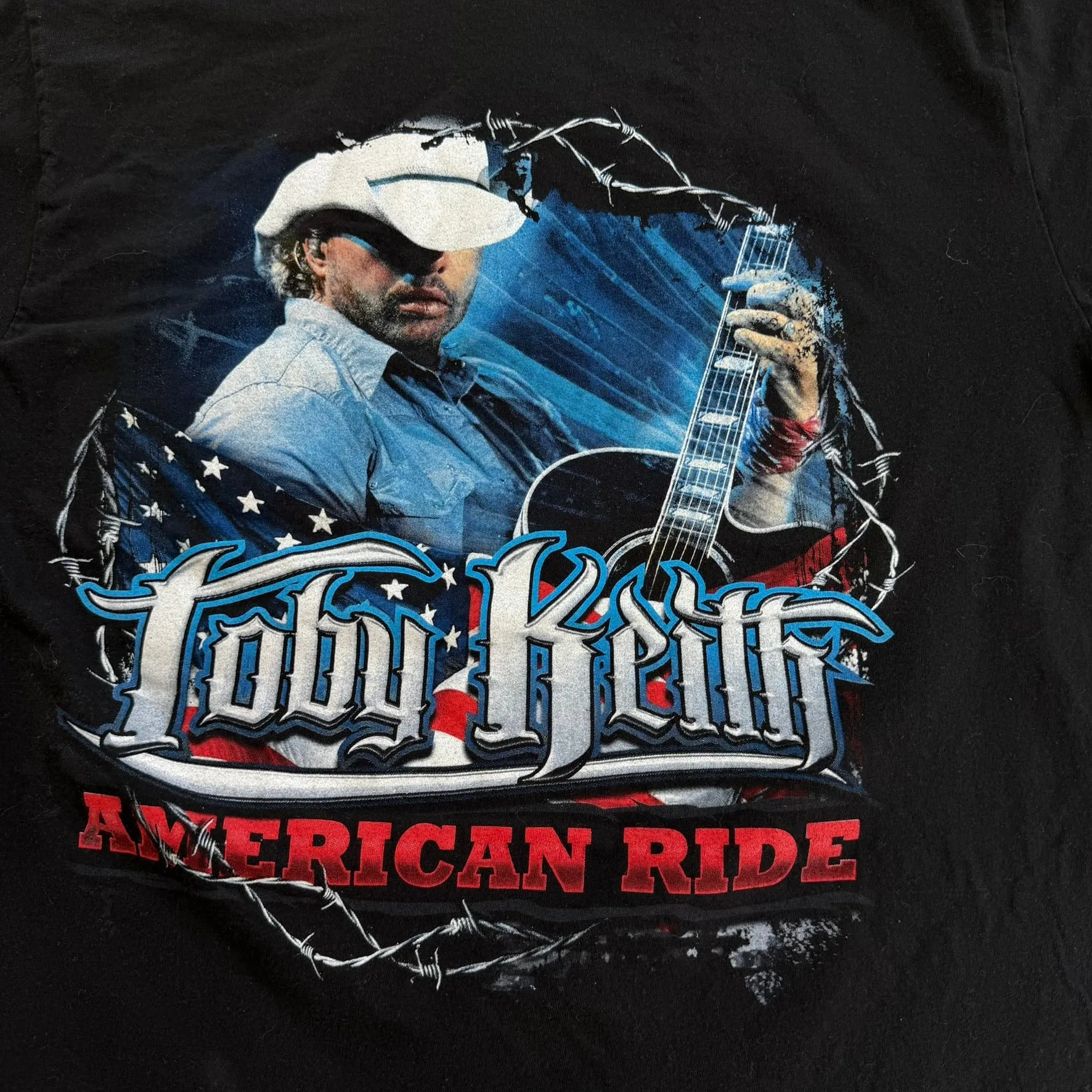 J- Vintage '10 Toby Keith American Ride Tour Picture Tee - L sold by HG Vintage product image thumbnail 2