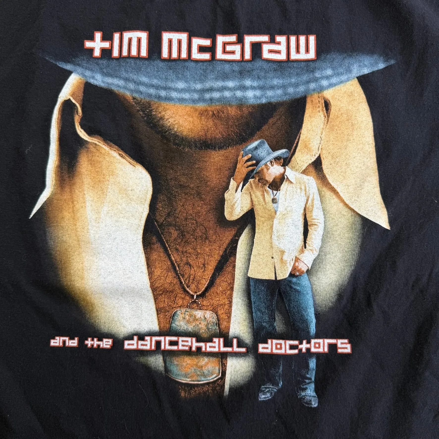 J- Vintage '03 Tim McGraw And The Dancehall Doctors Tour Graphic Tee - L sold by HG Vintage product image thumbnail 2