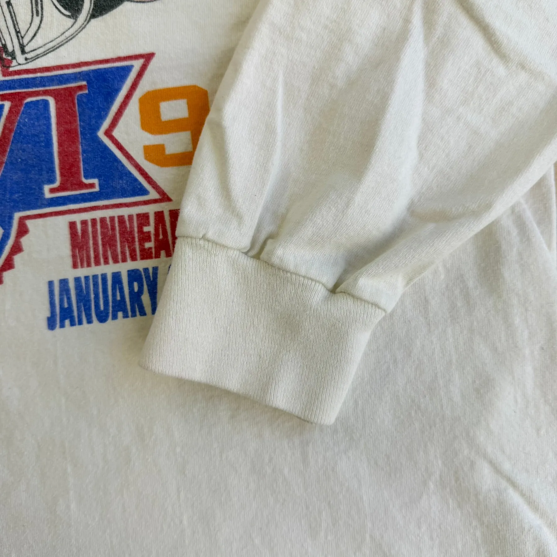 J- Vintage '92 NFL Superbowl 26 Washington Commanders Vs Buffalo Bills Long Sleeve Tee - XL sold by HG Vintage product image thumbnail 4