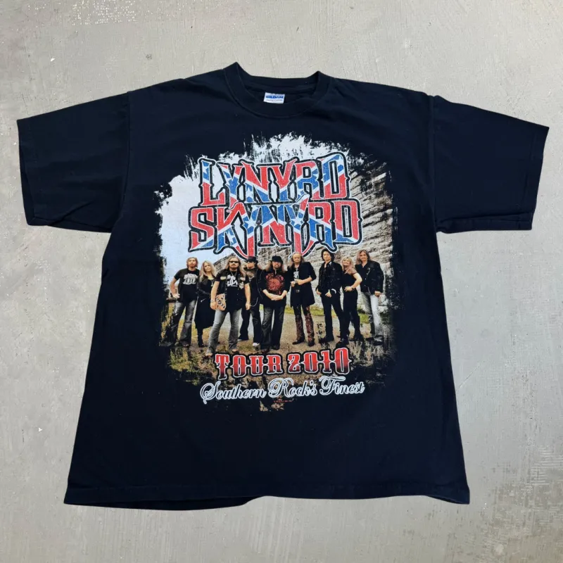 J- Vintage '10 Lynyrd Skynyrd Tour Southern Rocks Finest Picture Tee - L made by HG Vintage