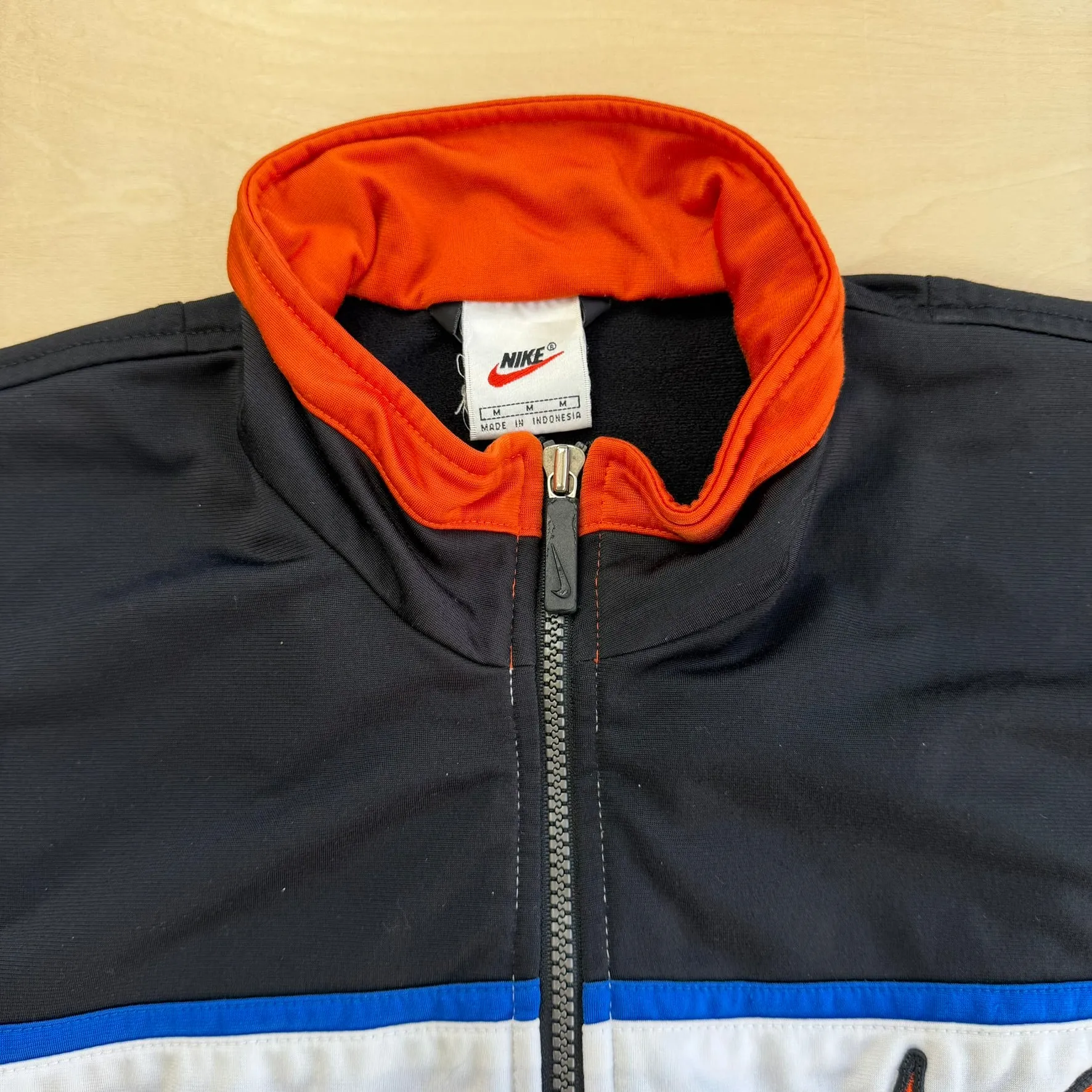 J- Vintage 90s Nike Embroidered Big Swoosh Zip Up Track Jacket - M sold by HG Vintage product image thumbnail 3