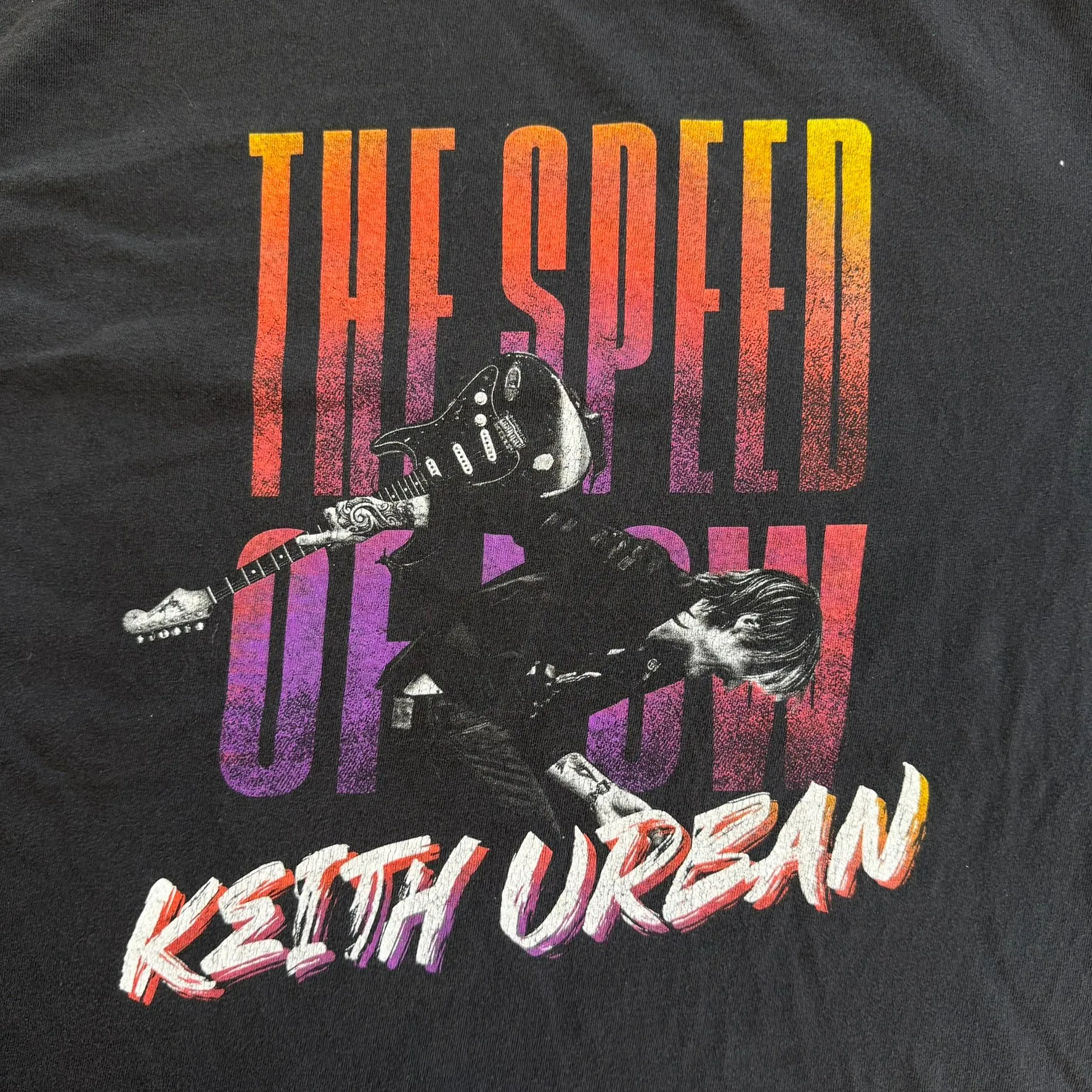 J- '22 Keith Urban The Speed Of Now Tour Picture Graphic Tee - L sold by HG Vintage product image thumbnail 2