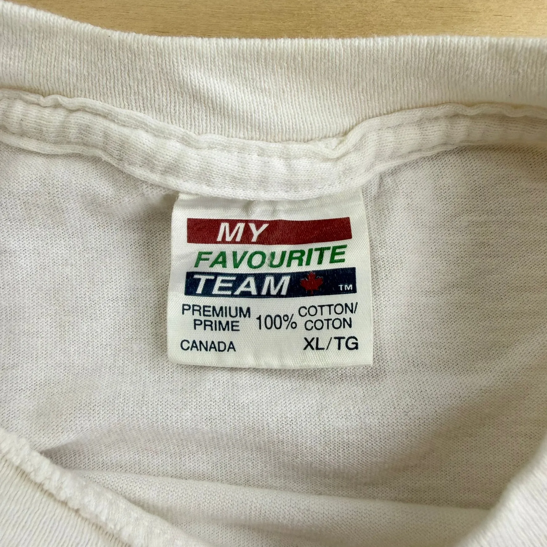 J- Vintage '94 CFL Grey Cup Championship B.C Lions Vs Baltimore Stallions Graphic Tee - XL sold by HG Vintage product image thumbnail 3