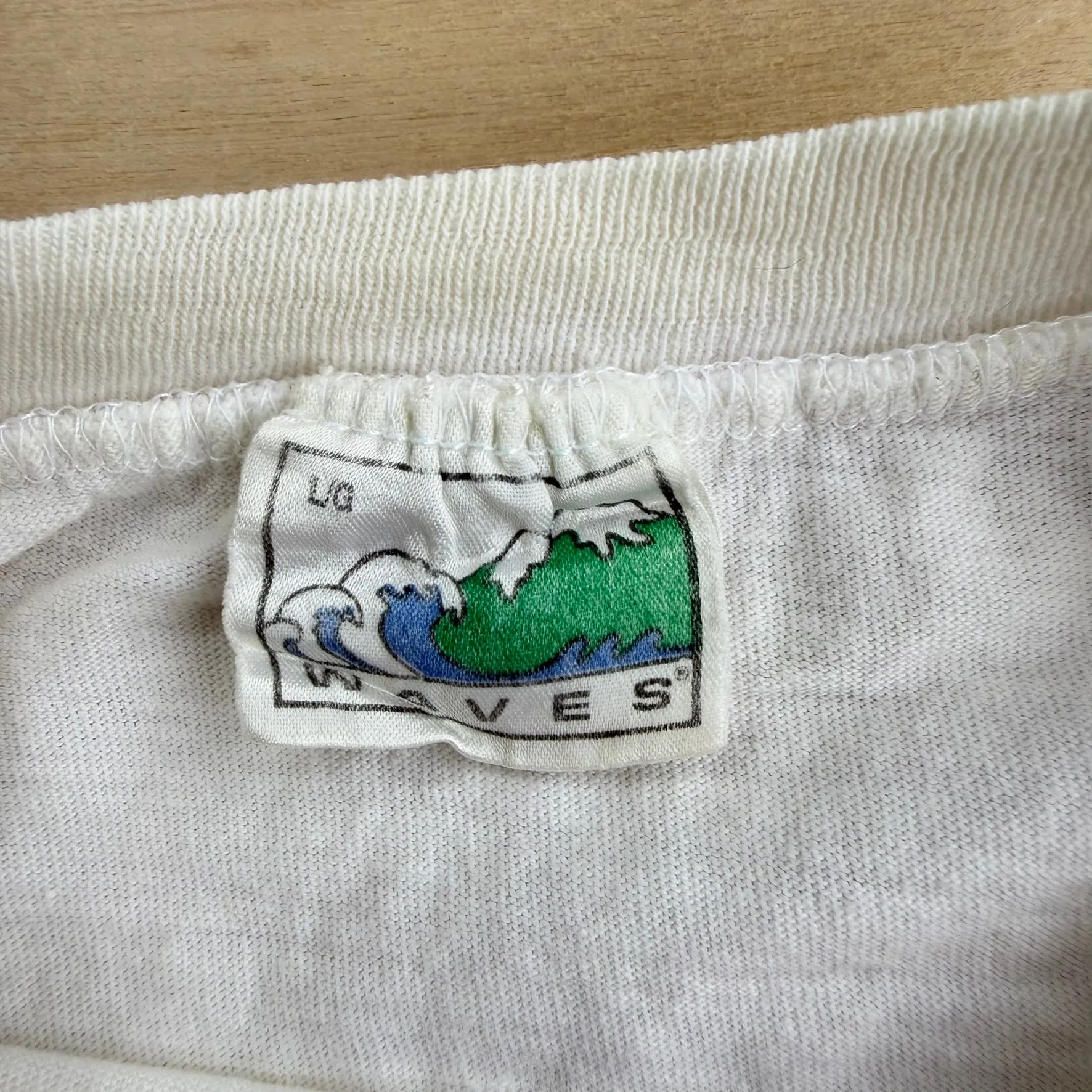 J- Vintage '89 Saskatchewan Roughriders CFL Grey Cup Champions Roster Graphic Single Stitch Tee - L sold by HG Vintage product image thumbnail 3
