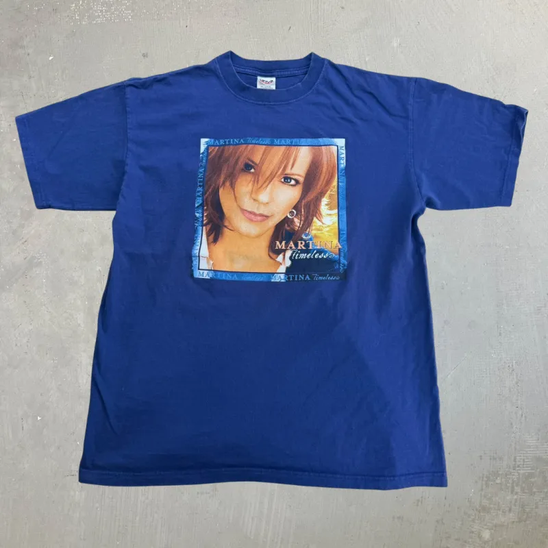 J- Vintage '06 Martina McBride Timeless Tour Picture Graphic Red Anvil Tag Tee - L made by HG Vintage