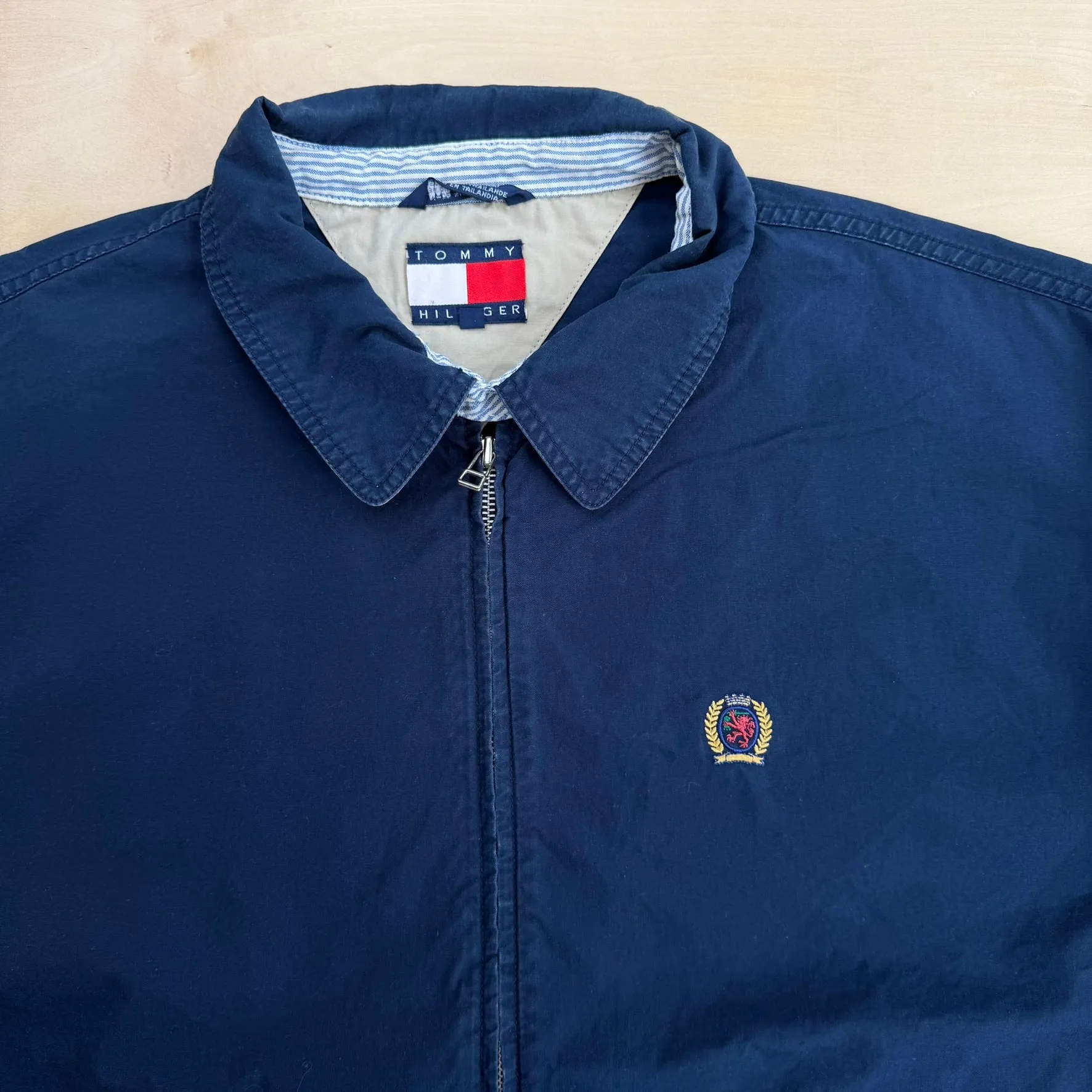 J- Vintage Tommy Hilfiger Embroidered Crest Navy Harrington Lightweight Jacket - XL sold by HG Vintage product image thumbnail 3