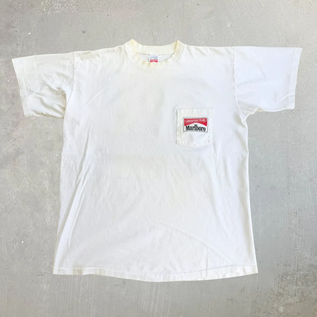 J- Vintage Marlboro Adventure Team Race Car Graphic Made In USA Single Stitch Pocket Tee - OSFA (fits L) sold by HG Vintage
