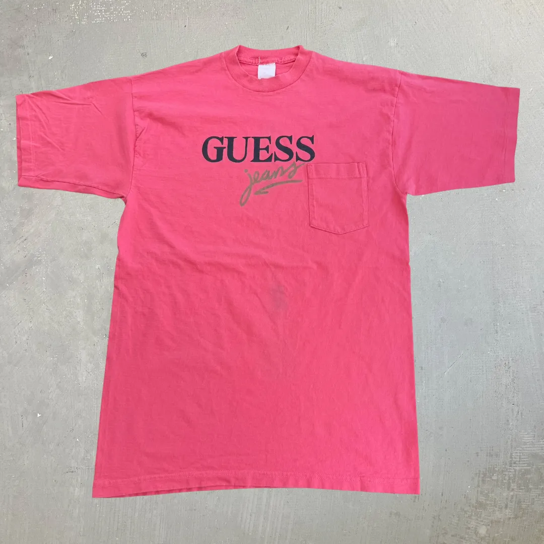 J- Vintage Guess Jeans Text Single Stitch Pocket Tee - M (fits L) sold by HG Vintage