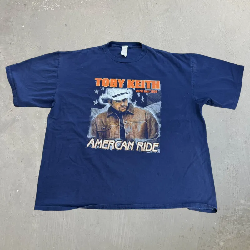 J- Vintage '09 Toby Keith American Ride World Tour Picture Graphic Tee - 2XL made by HG Vintage