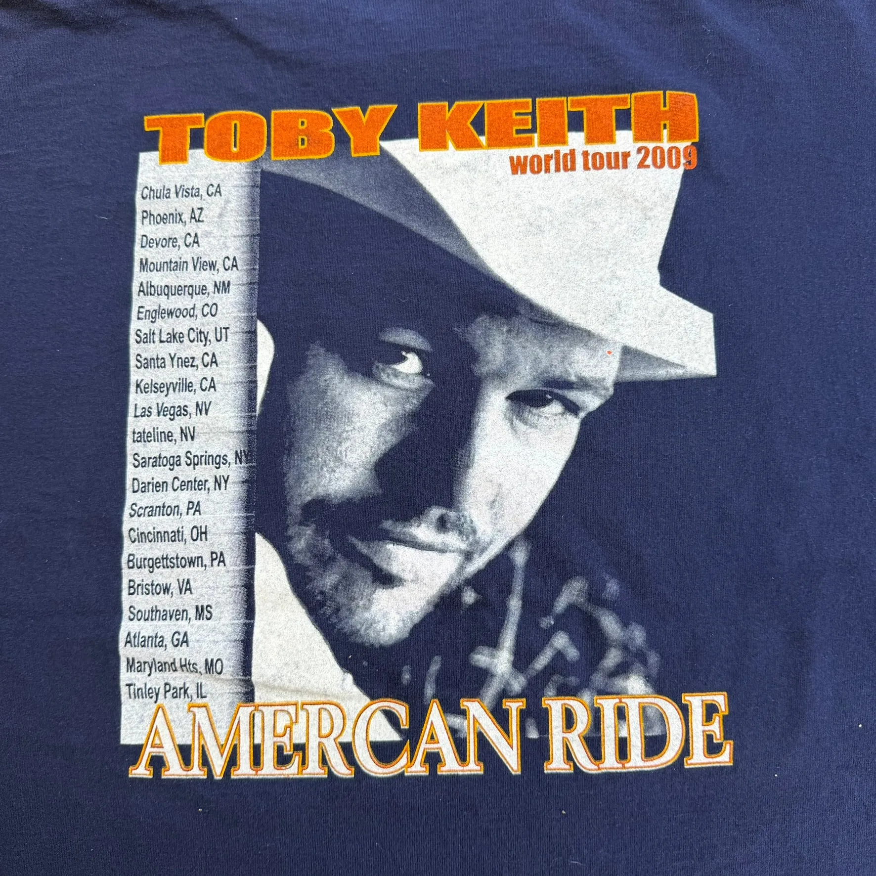 J- Vintage '09 Toby Keith American Ride World Tour Picture Graphic Tee - 2XL sold by HG Vintage product image thumbnail 4
