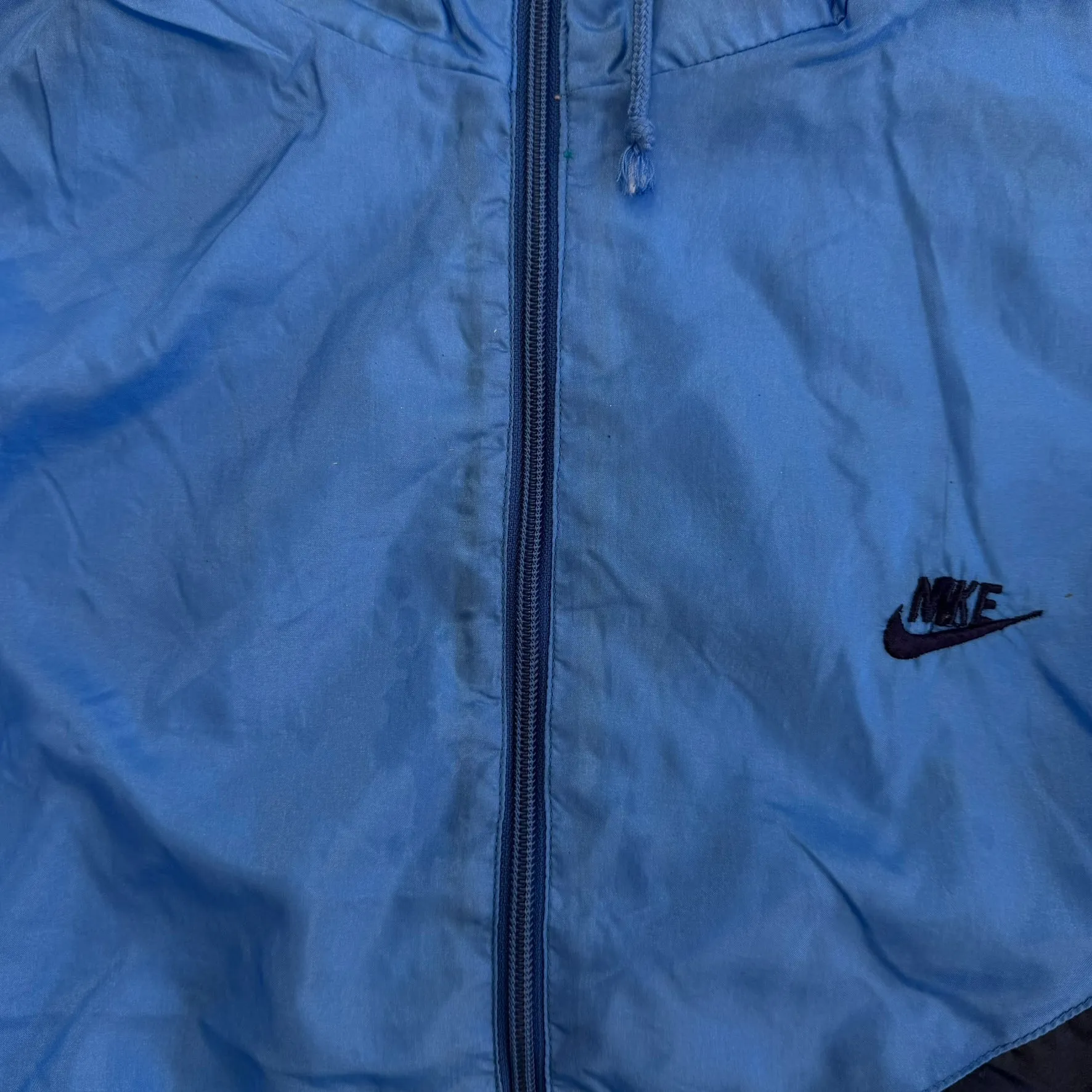 J- Vintage 90s Nike Embroidered Swoosh & Text Light Blue Zip Up Lightweight Jacket - L sold by HG Vintage product image thumbnail 5