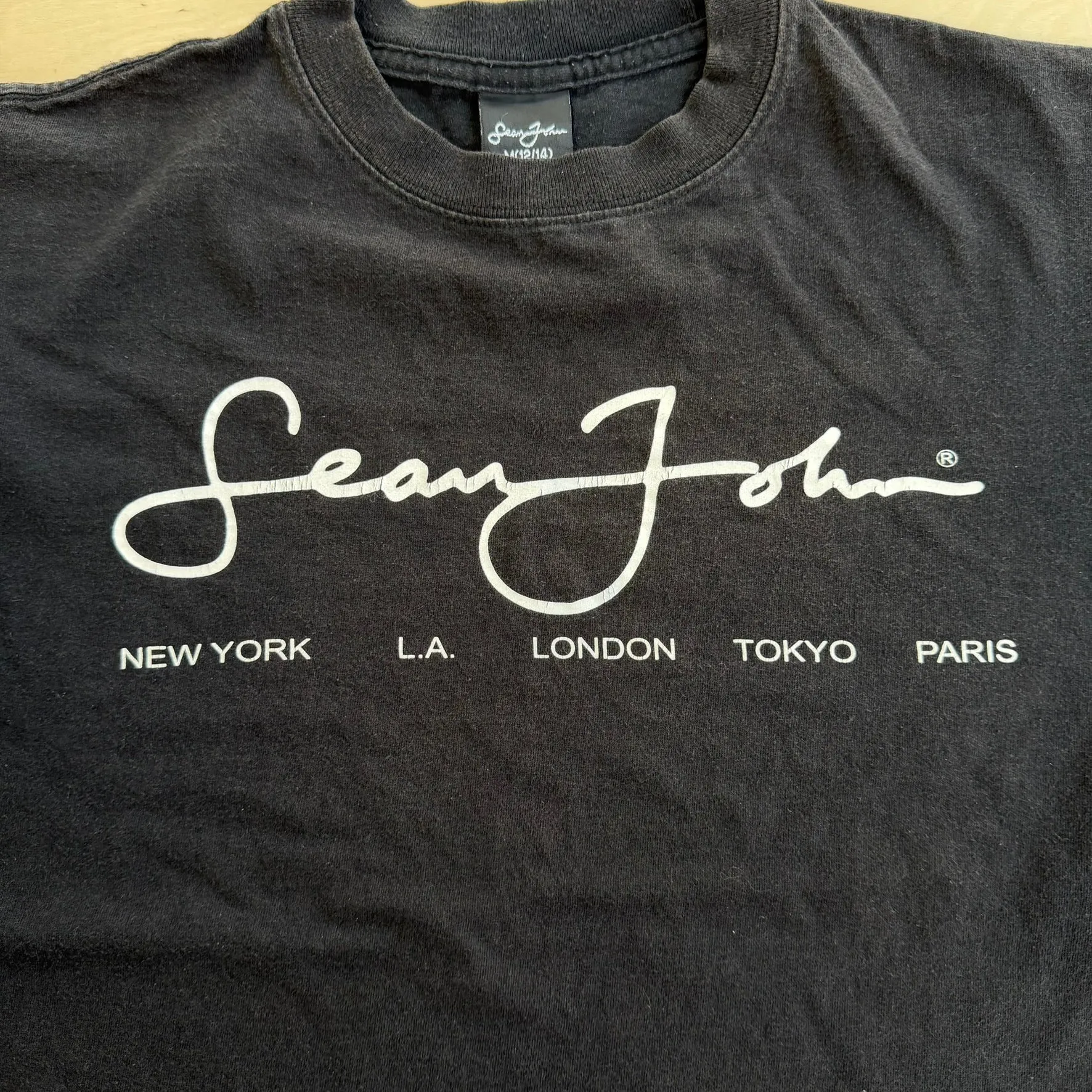 J- Vintage Sean John Logo Cursive Text Tee - M sold by HG Vintage product image thumbnail 2