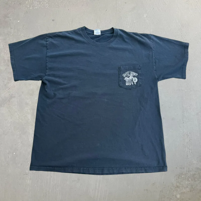 J- Vintage '11 Fish Tales Ocean City Bike Week Graphic Pocket Tee - XL made by Harley-Davidson