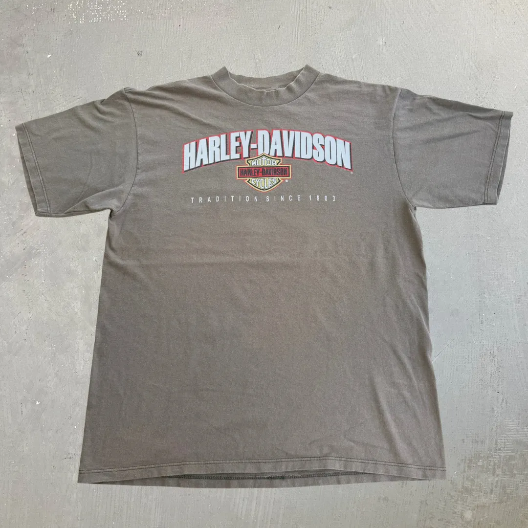 J- Vintage Harley Davidson London Ontario Canada Graphic Tee - XL sold by HG Vintage