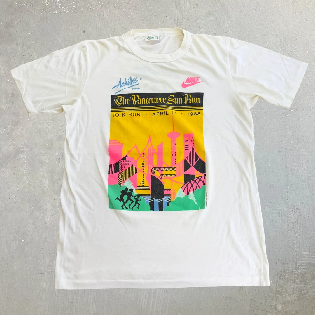 J- Vintage '89 Nike Vancouver Sun Run 10KM Graphic Single Stitch Tee - L sold by HG Vintage