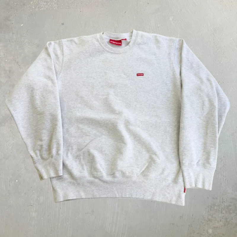 J- Supreme SS21 Small Box Logo Embroidered Grey Crewneck - M made by HG Vintage