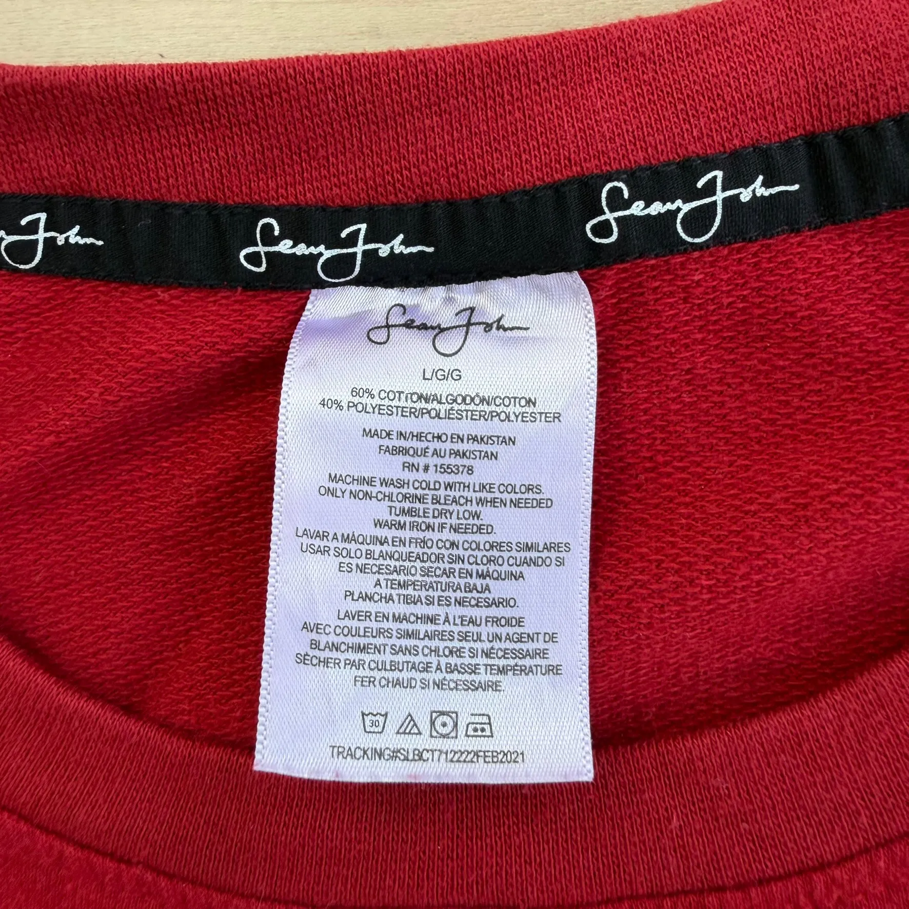 J- Vintage Sean John Embroidered Logo Tee - L sold by HG Vintage product image thumbnail 3