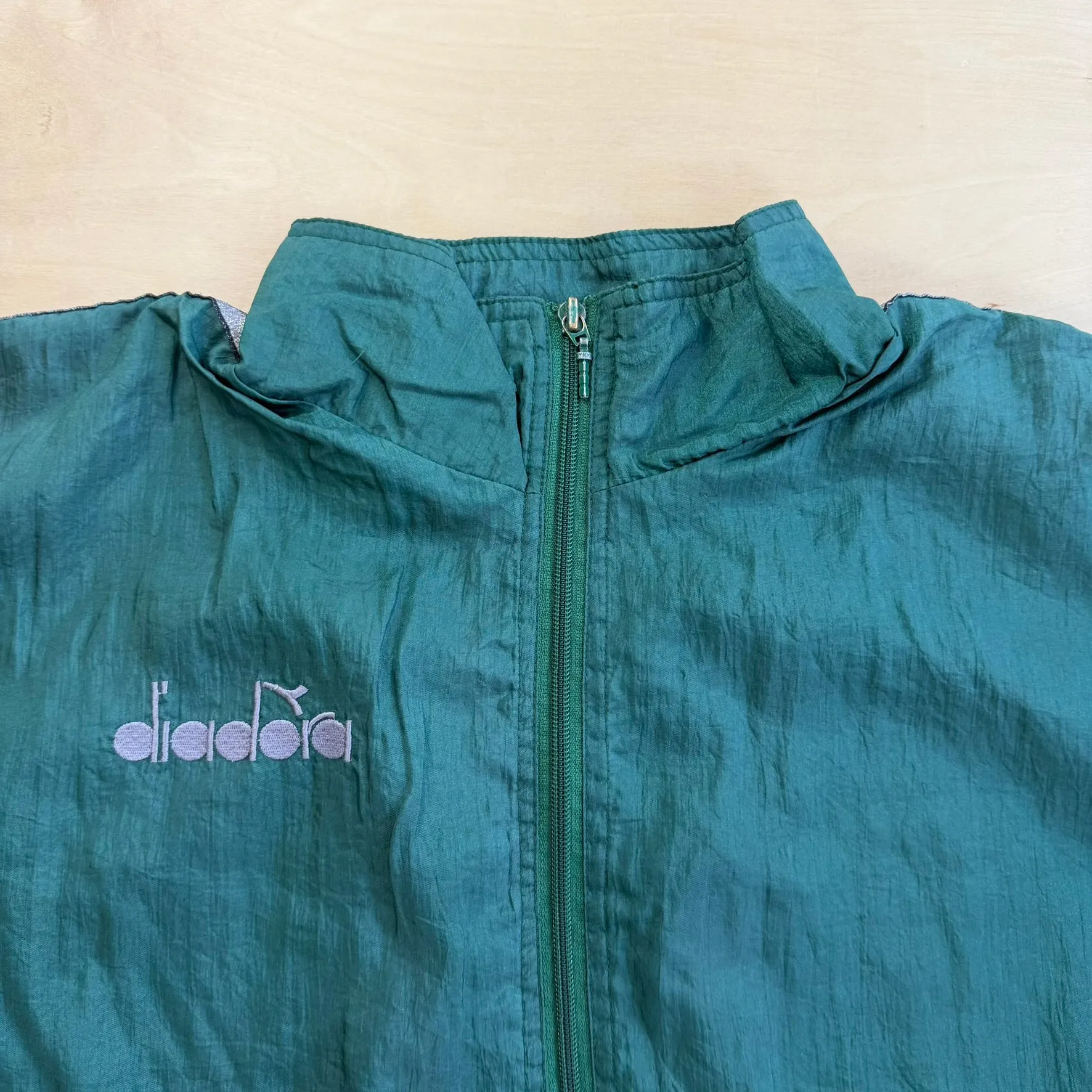 J- Vintage 90s Diodora Embroidered Logo Zip Up Lightweight Jacket - L sold by HG Vintage product image thumbnail 4