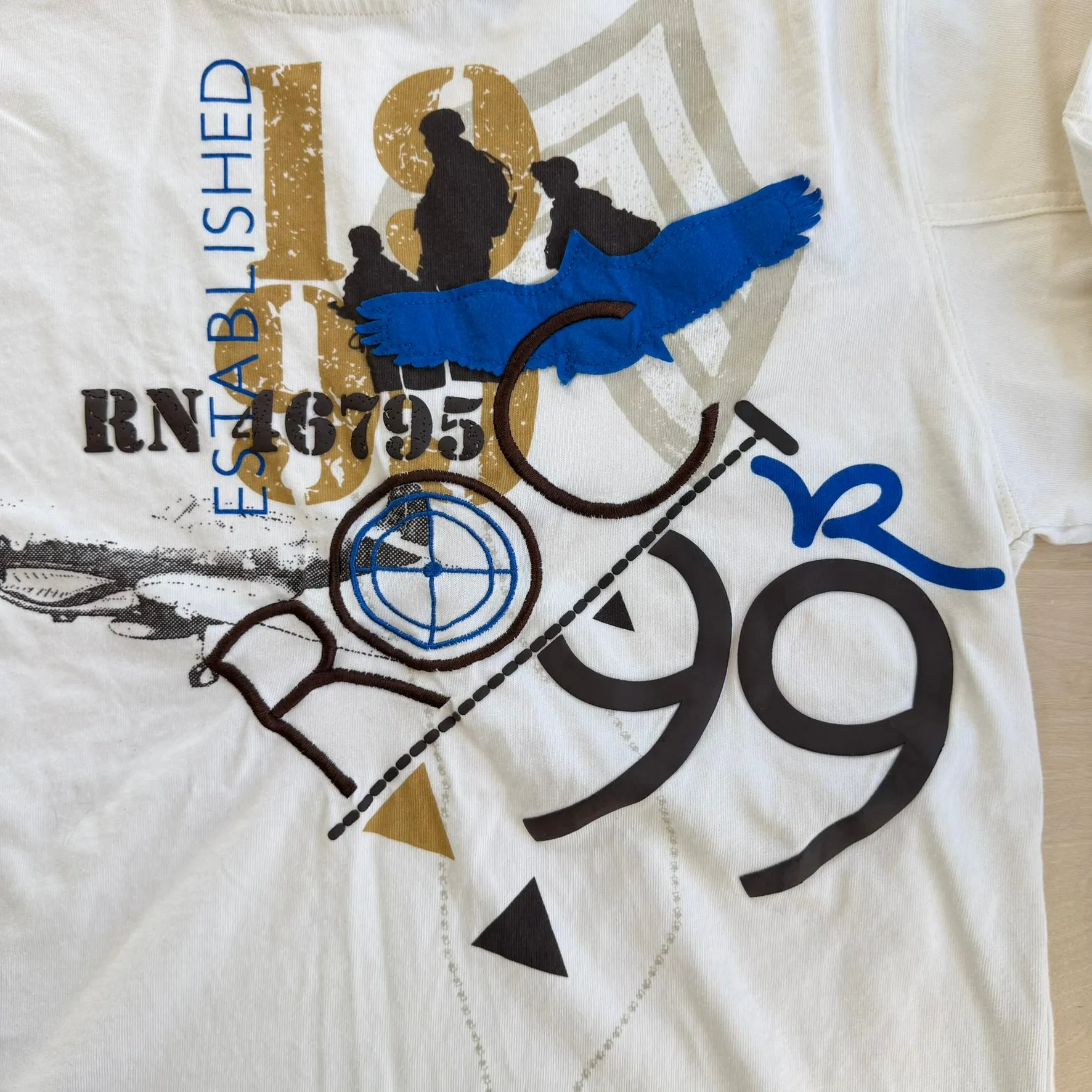 J- Vintage Rocawear Soldiers & Dog Tags Graphic Long Sleeve Tee - L sold by HG Vintage product image thumbnail 2