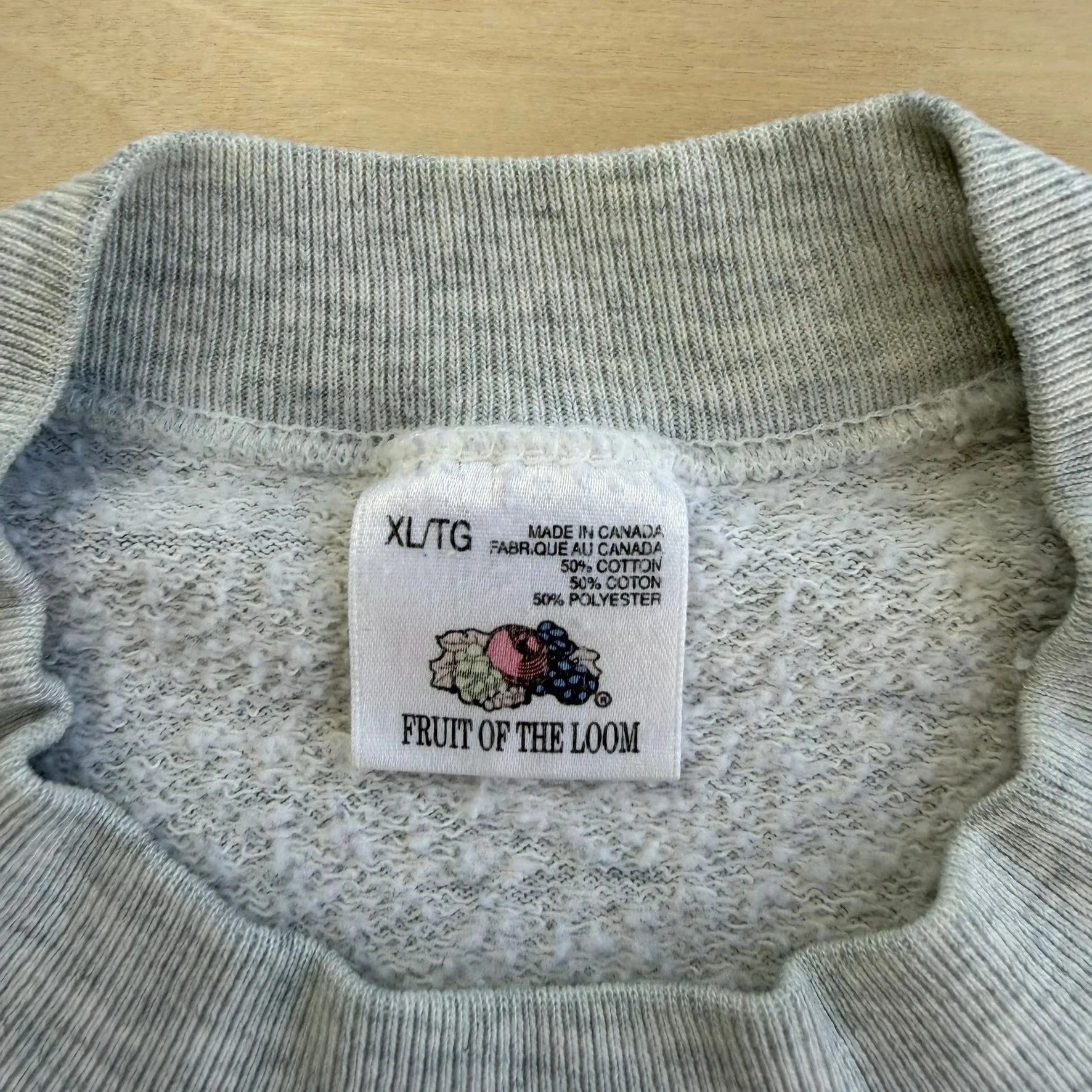 J- Vintage 90s Toronto Blue Jays Juvenile Diabetes Foundation Canada Graphic Crewneck - XL sold by HG Vintage product image thumbnail 3