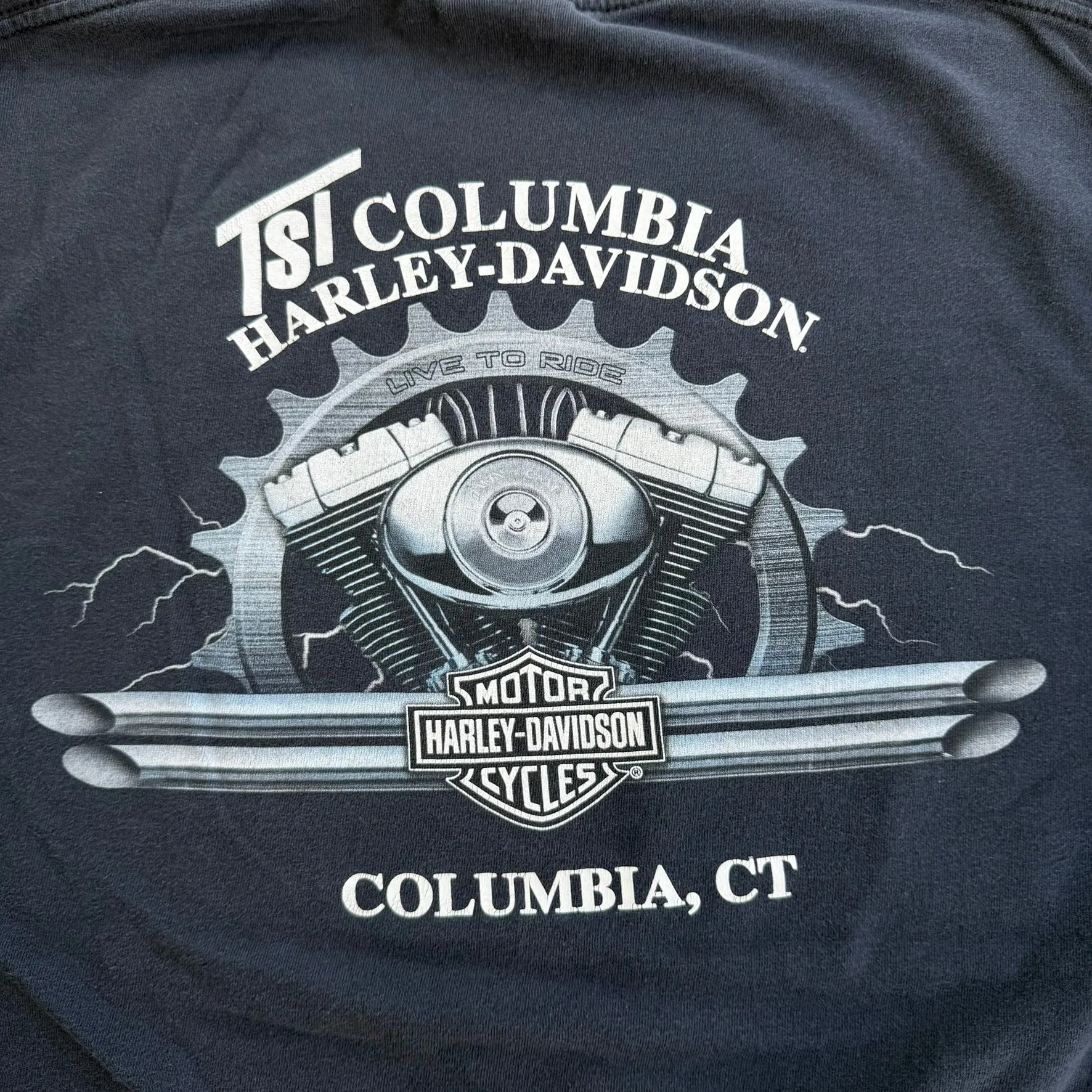 J- Vintage '07 Harley Davidson Columbus Ct Graphic & Text Long Sleeve Tee - L sold by HG Vintage product image thumbnail 4