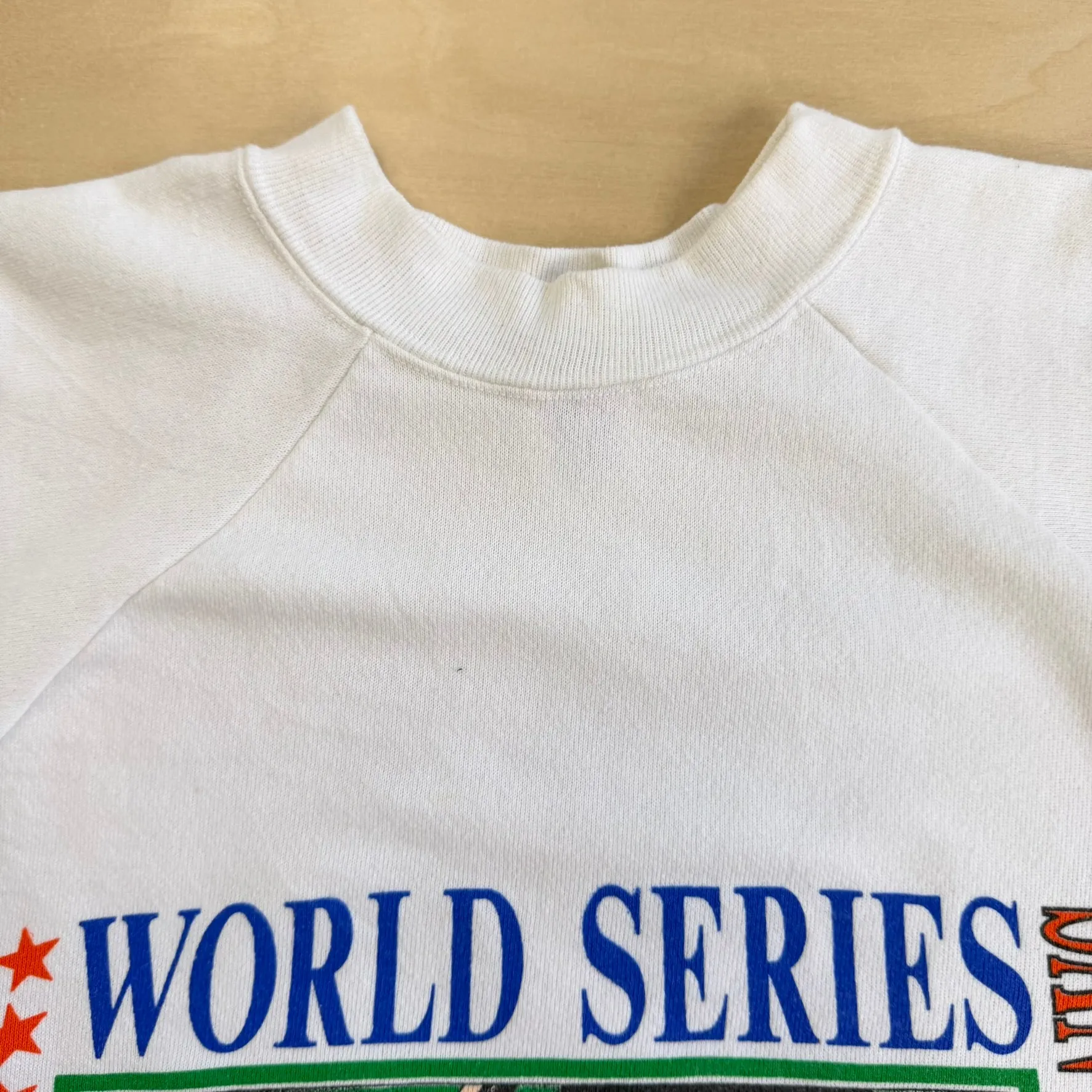 J- Vintage '89 San Francisco Giants MLB World Series Champions Graphic Logo 7 Made In USA Crewneck - XL (fits L) sold by HG Vintage product image thumbnail 4