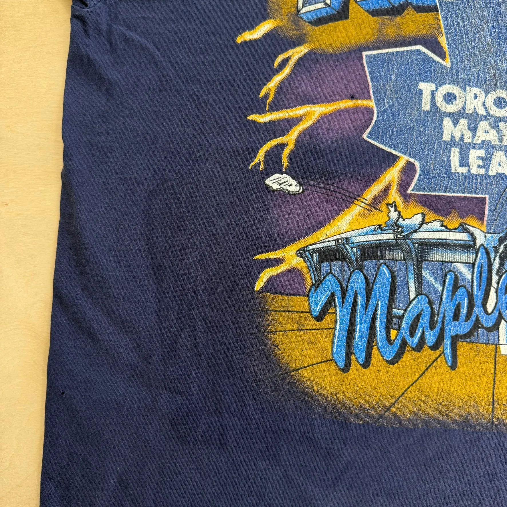 J- Vintage '94 Toronto Maple Leafs NHL Arena Graphic & Text Tee - XL sold by HG Vintage product image thumbnail 5