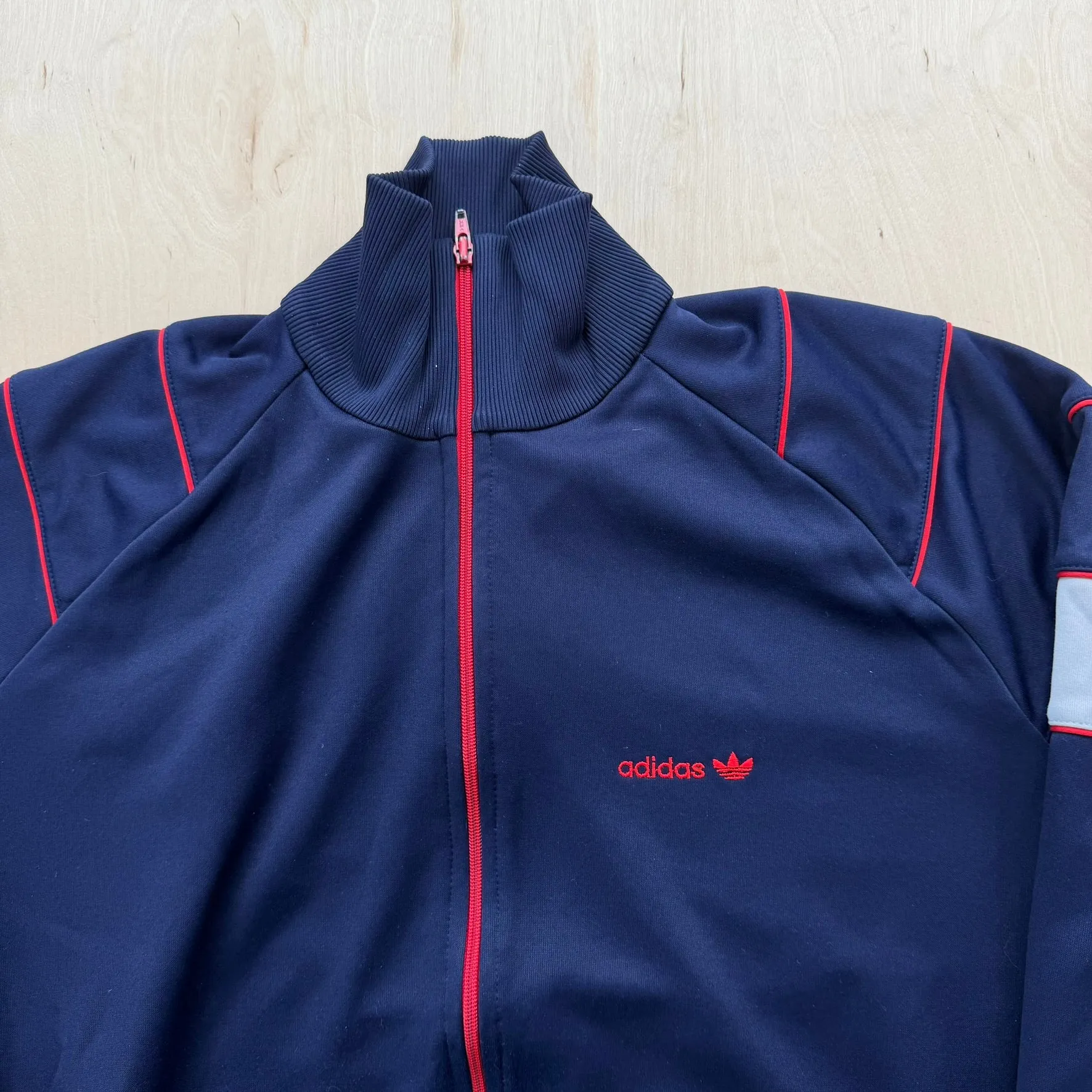 J- Vintage 80s Adidas Embroidered Logo Zip Up Track Jacket - XL sold by HG Vintage product image thumbnail 2