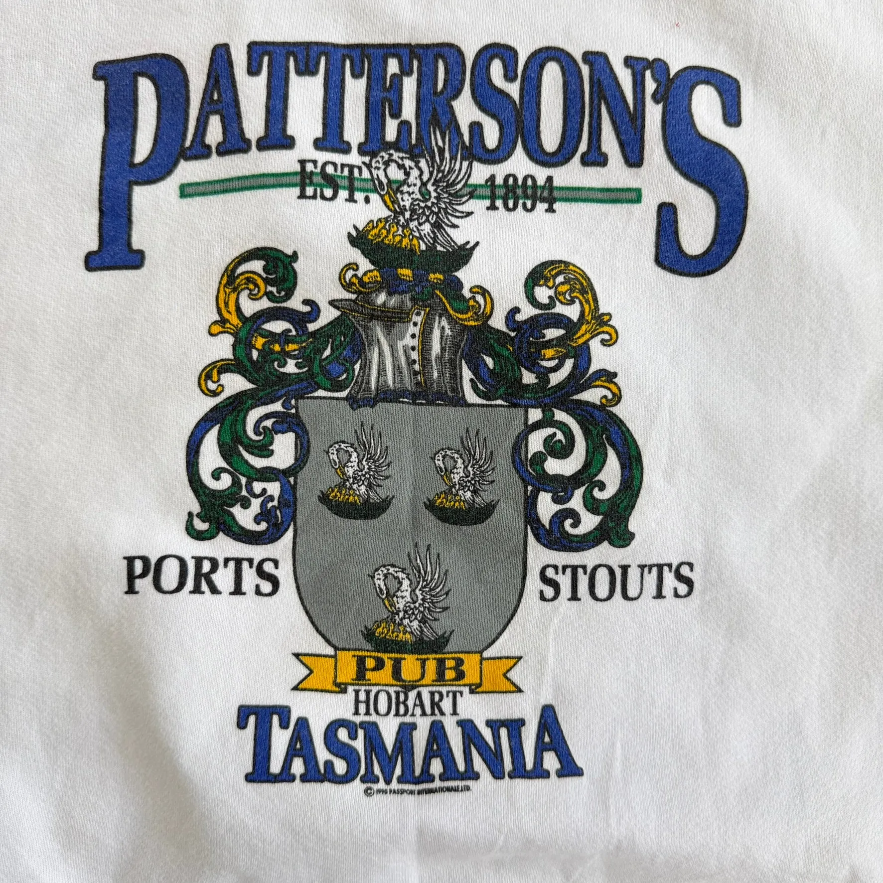 J- Vintage '90 Patterson's Pub Tasmania Graphic Made In USA Crewneck - L sold by HG Vintage product image thumbnail 2