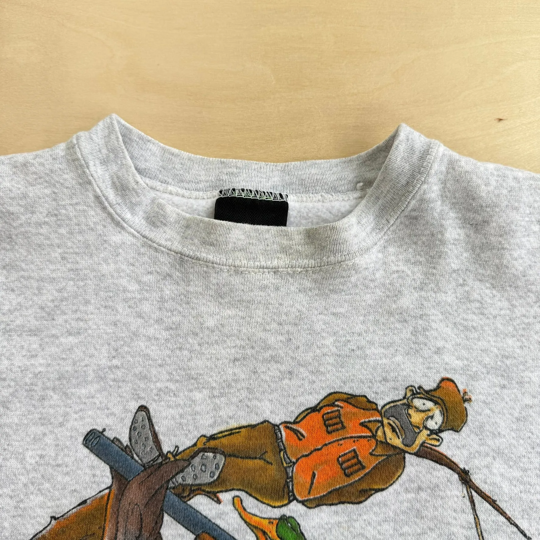J- Vintage Hunting Ducks Pull! Cartoon Graphic Made In USA Crewneck - L sold by HG Vintage product image thumbnail 4